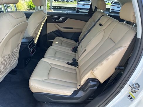 Used 2021 Audi Q7 2.0T Premium Plus w/ Executive Package AWD/4WD image 18