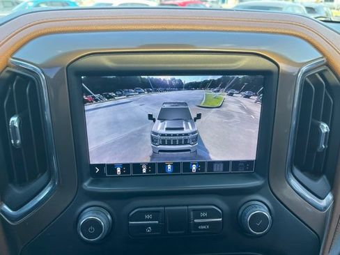 Used 2022 Chevrolet Silverado 2500 High Country w/ Safety Package II AWD/4WD image 30