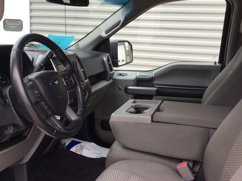 Used 2015 Ford F150 XLT w/ Equipment Group 302A Luxury image 14