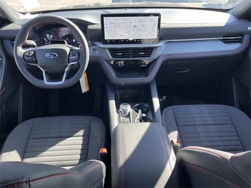 New 2026 Ford Explorer ST-Line w/ ST-Line Street Pack image 16