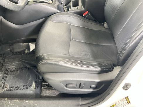 Used 2020 Nissan Rogue SL w/ Premium Package image 19