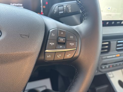 New 2025 Ford Maverick Lariat w/ Black Appearance Package image 20