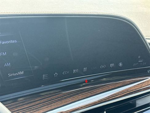 Used 2024 Cadillac Escalade Premium Luxury image 12