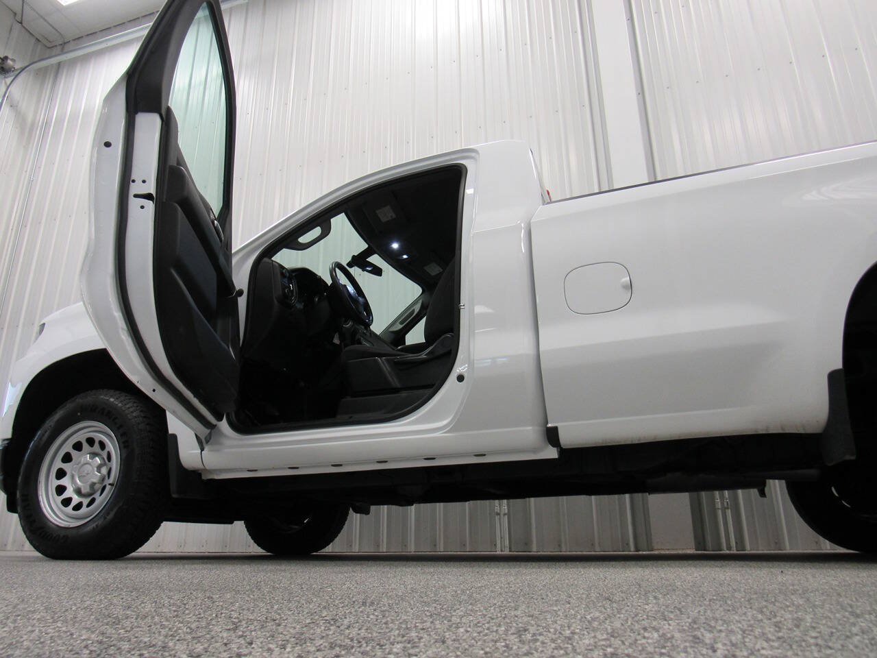 Used 2021 Chevrolet Silverado 1500 W/T w/ WT Fleet Convenience Package AWD/4WD image 16