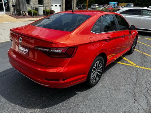 Used 2019 Volkswagen Jetta SE FWD image 7