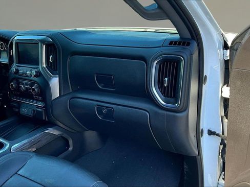 Used 2021 Chevrolet Silverado 1500 LTZ w/ LTZ Premium Package AWD/4WD image 24