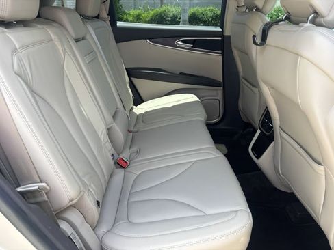 Used 2016 Lincoln MKX Select w/ Select Plus Package FWD image 21