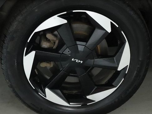 Used 2025 Kia Sorento SX Prestige AWD/4WD image 12