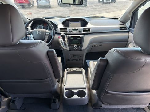 Used 2014 Honda Odyssey Touring image 12