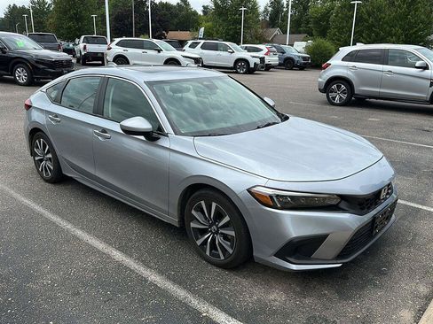 Used 2024 Honda Civic EX-L image 14
