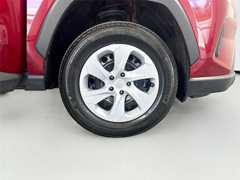 Used 2025 Toyota RAV4 LE FWD image 34