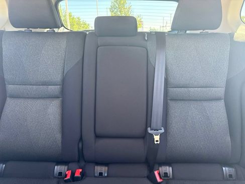 Used 2025 Nissan Rogue SV AWD/4WD image 19