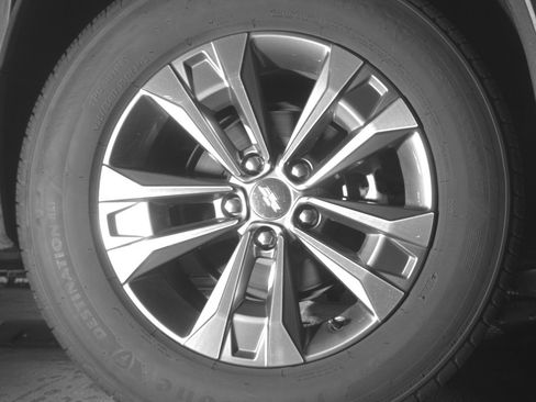 Used 2025 Chevrolet Equinox LT image 15