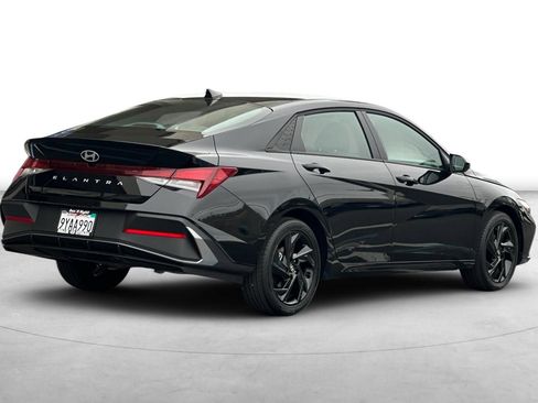 Certified 2026 Hyundai Elantra Sport FWD image 8