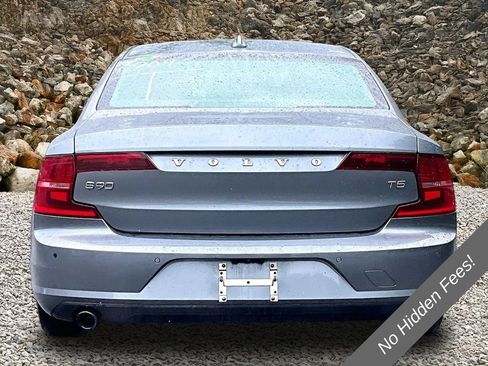 Used 2019 Volvo S90 T5 Momentum FWD image 4