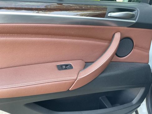 Used 2011 BMW X5 xDrive35i image 15