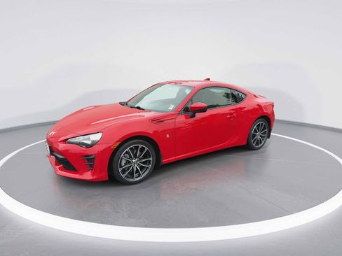 Certified 2017 Toyota 86 image 4