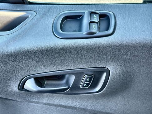 New 2026 Ford Transit 250 148 Medium Roof image 37