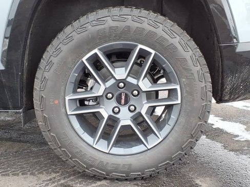 New 2026 GMC Terrain AT4 w/ LPO, Floor Liner Package AWD/4WD image 6