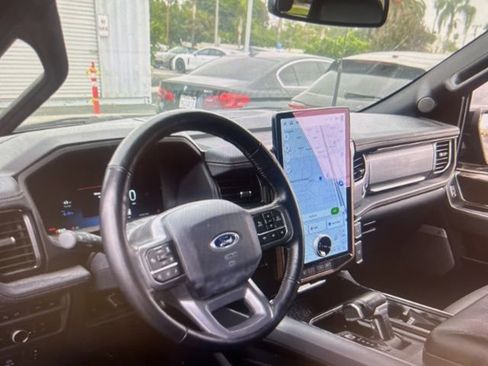 Used 2023 Ford F150 Lightning Lariat AWD/4WD image 15