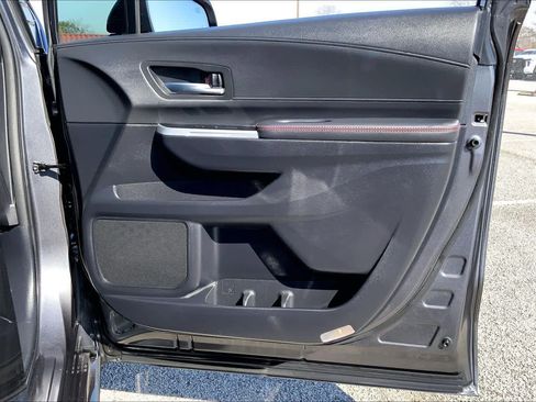 Used 2025 Toyota Sienna XSE image 22