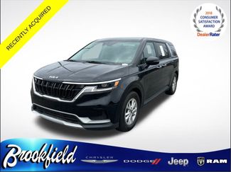 Used 2023 Kia Carnival LX video 1