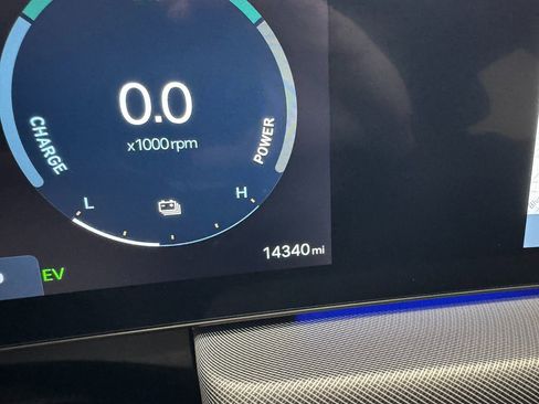 Used 2025 Hyundai Sonata Limited image 38