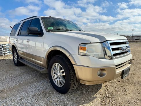 Used 2011 Ford Expedition XLT w/ 202A Rapid Spec Order Code image 1