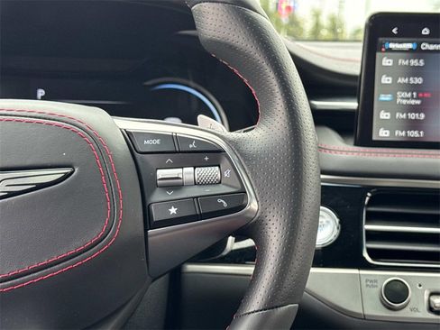 Used 2025 Genesis G70 3.3T Advanced w/ Sport Prestige Package image 9