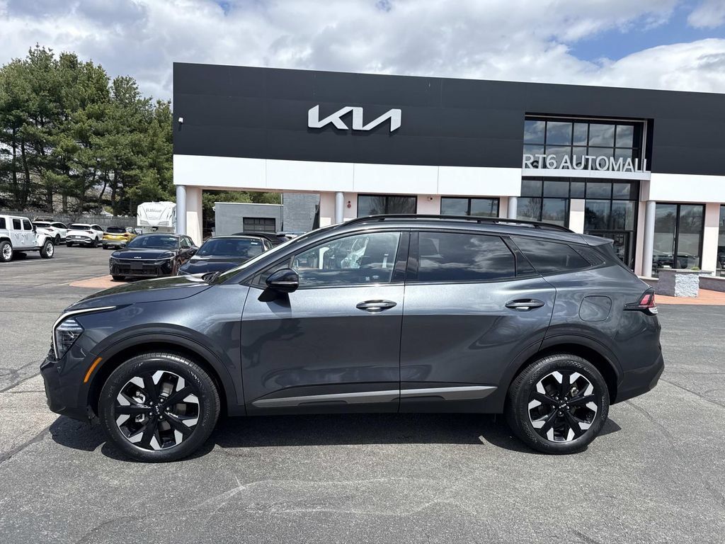Used 2024 Kia Sportage X-Line AWD/4WD image 2