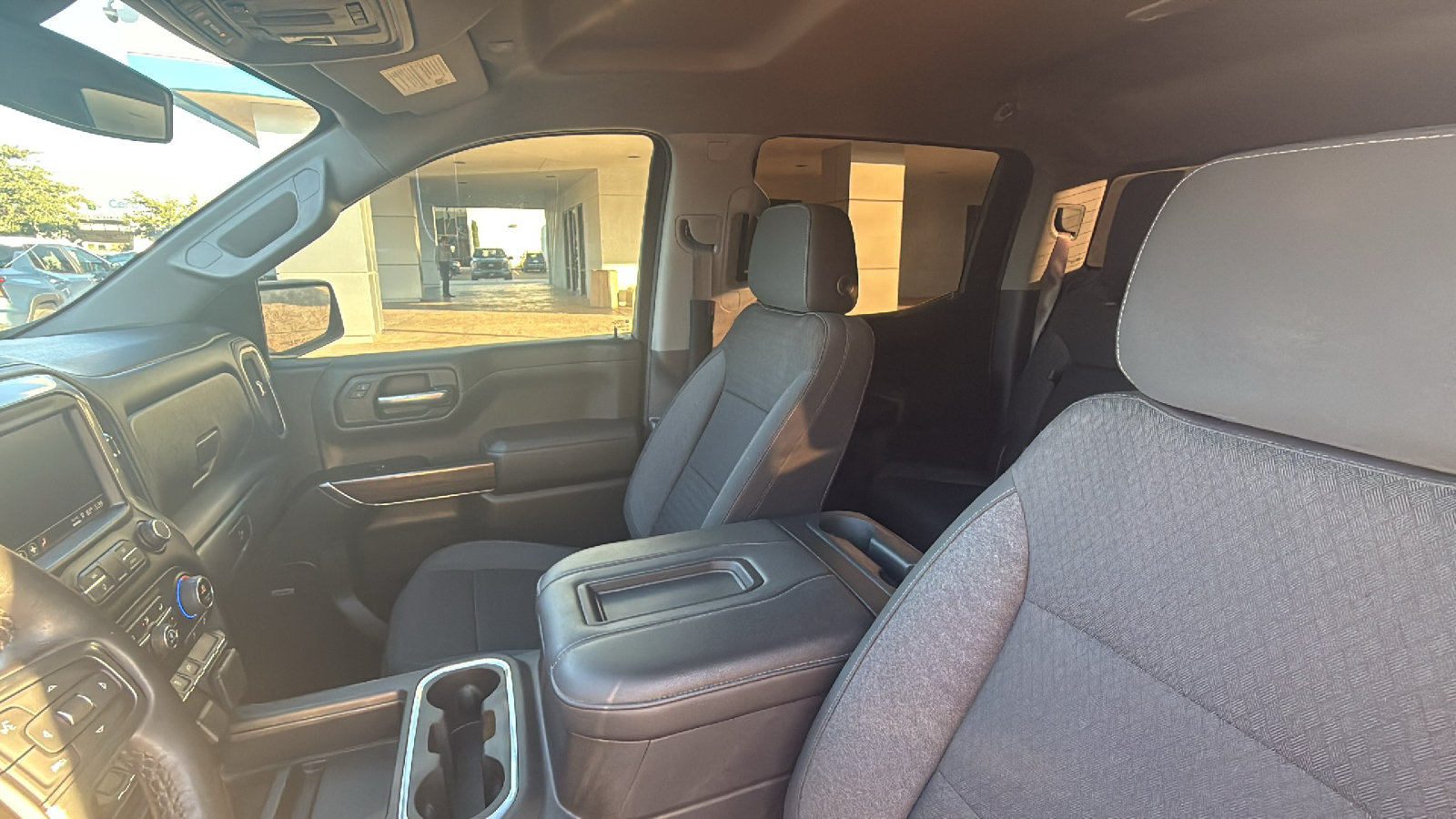 Used 2021 Chevrolet Silverado 1500 RST w/ Texas Edition Plus AWD/4WD image 9