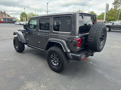 New 2026 Jeep Wrangler Unlimited Rubicon AWD/4WD image 7