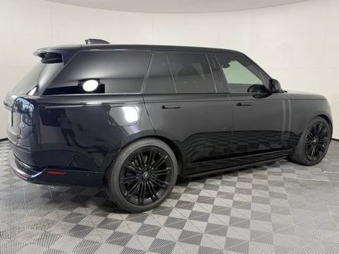 Used 2023 Land Rover Range Rover SE AWD/4WD image 8