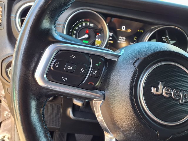 Used 2021 Jeep Wrangler Unlimited Rubicon 4xe w/ Cold Weather Group AWD/4WD image 23