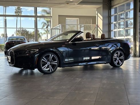 Used 2023 BMW 430i Convertible w/ Premium Package image 11