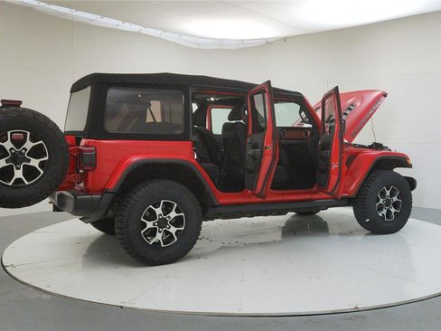 Used 2021 Jeep Wrangler Unlimited Rubicon image 12