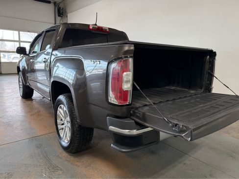 Used 2019 GMC Canyon SLT w/ Driver Alert Package image 24