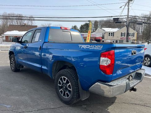 Used 2016 Toyota Tundra SR5 image 3