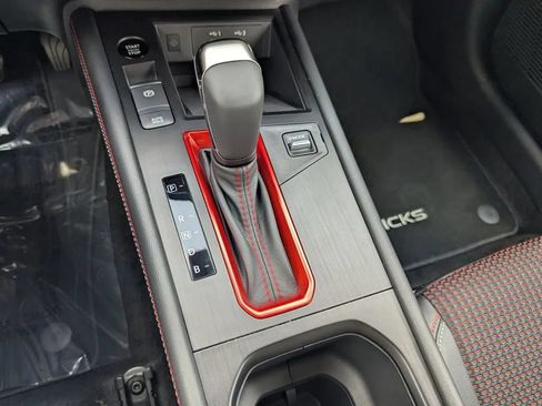 Certified 2026 Nissan Kicks SR FWD image 21