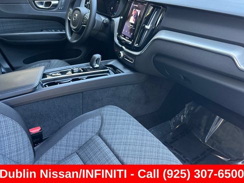 Used 2023 Volvo XC60 B5 Core w/ Protection Package Premier FWD image 19