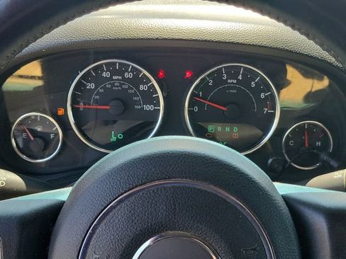 Used 2012 Jeep Wrangler Unlimited Sport AWD/4WD image 10