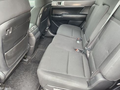 Used 2024 Hyundai Santa Fe SE FWD image 29