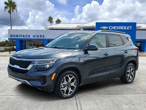 Used 2022 Kia Seltos EX AWD/4WD image 2