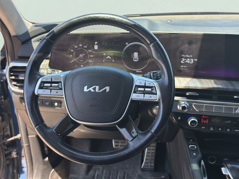 Used 2023 Kia Telluride AWD image 28