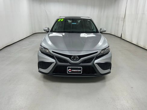 Certified 2024 Toyota Camry SE w/ Convenience Package FWD image 3