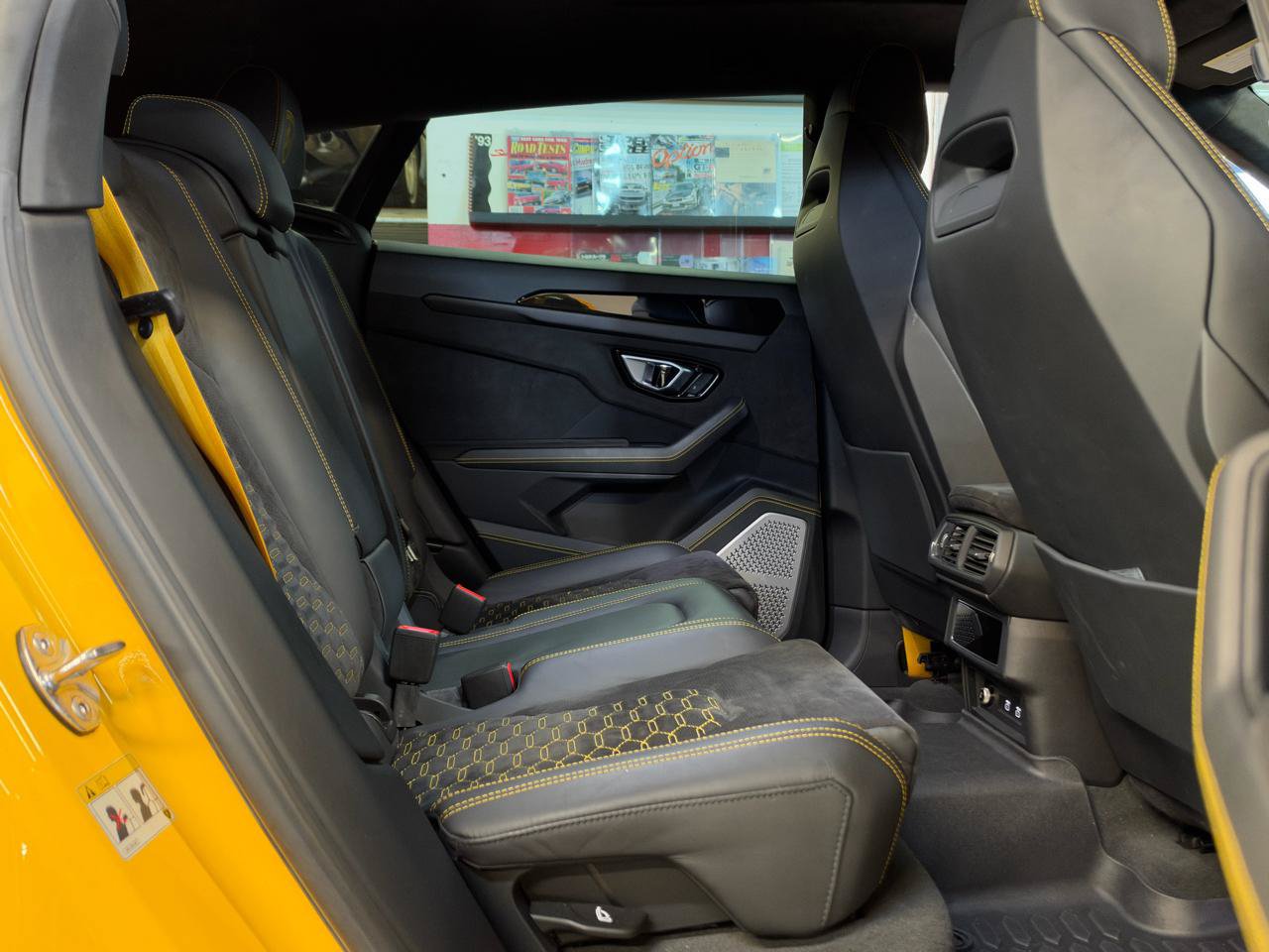 Used 2024 Lamborghini Urus S AWD/4WD image 24