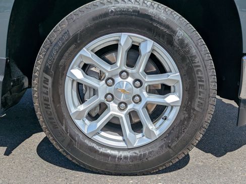 Used 2025 Chevrolet Silverado 1500 LT image 49