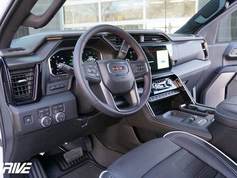 Used 2026 GMC Sierra 2500 AT4X image 23