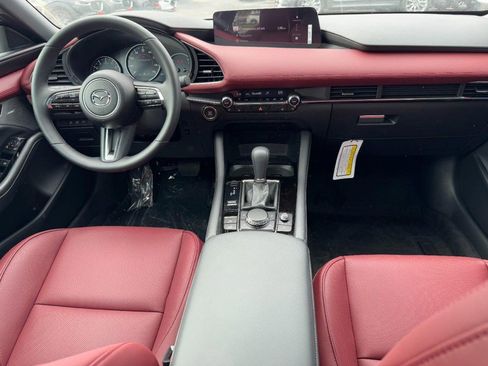 New 2026 MAZDA MAZDA3 Hatchback w/Premium Plus Pkg image 6