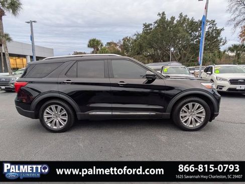 Used 2020 Ford Explorer Limited image 3